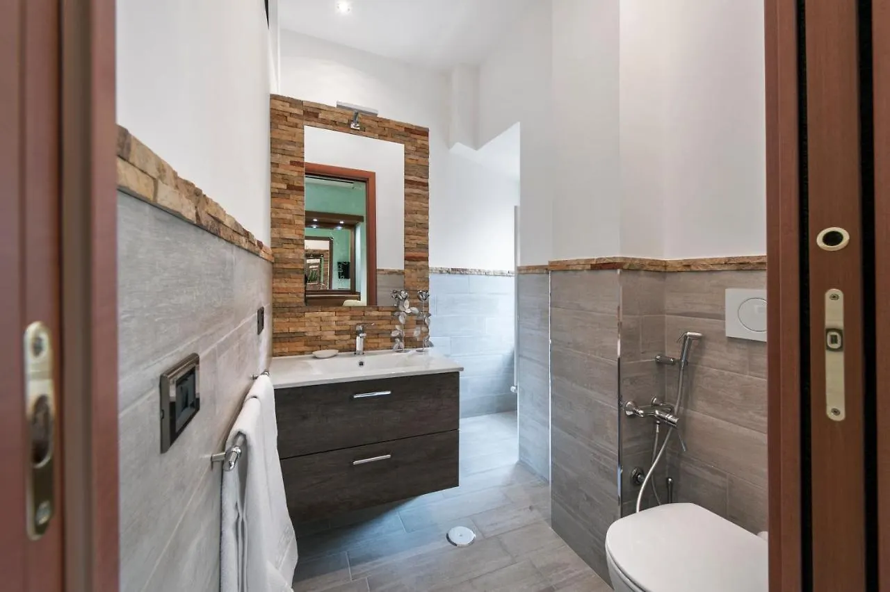 Charming Roma Apartment With 3 Bedrooms 0*, Rome