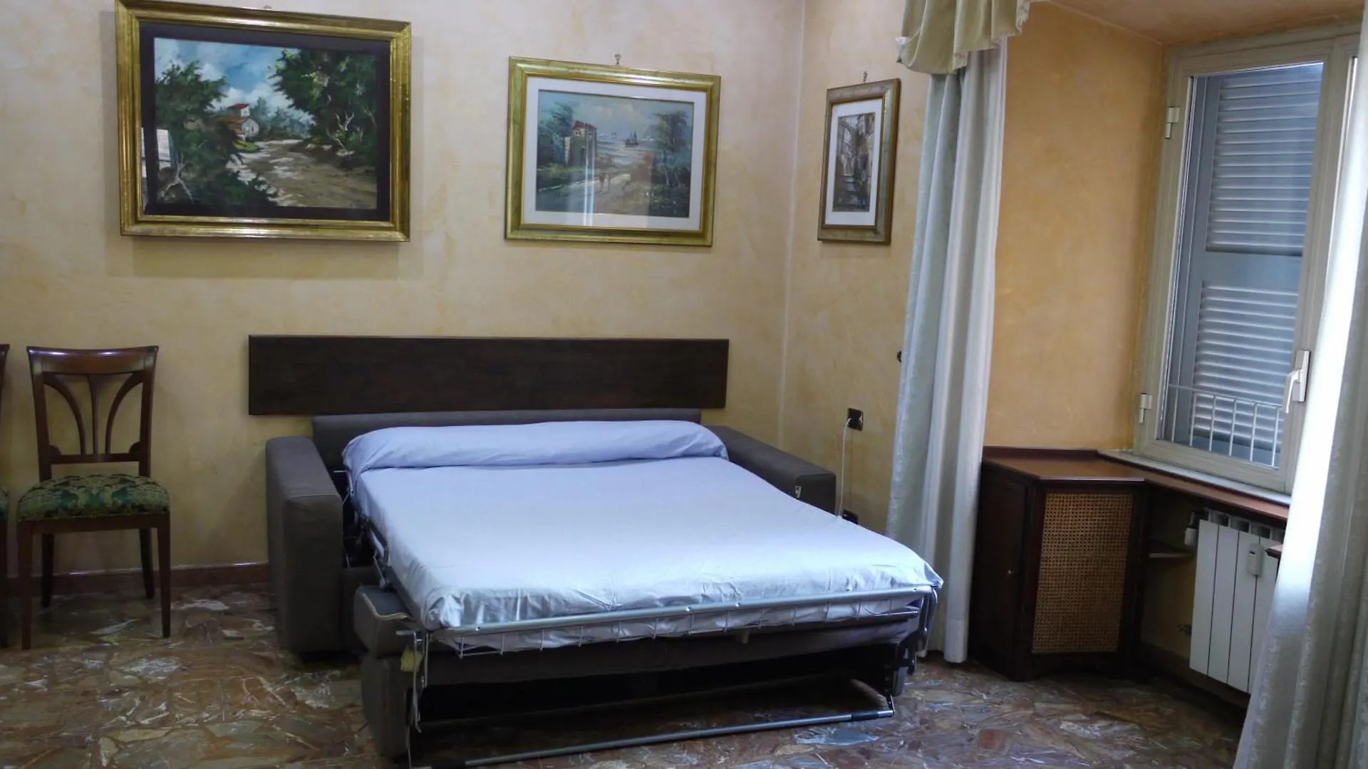Charming Roma Apartment With 3 Bedrooms Italy