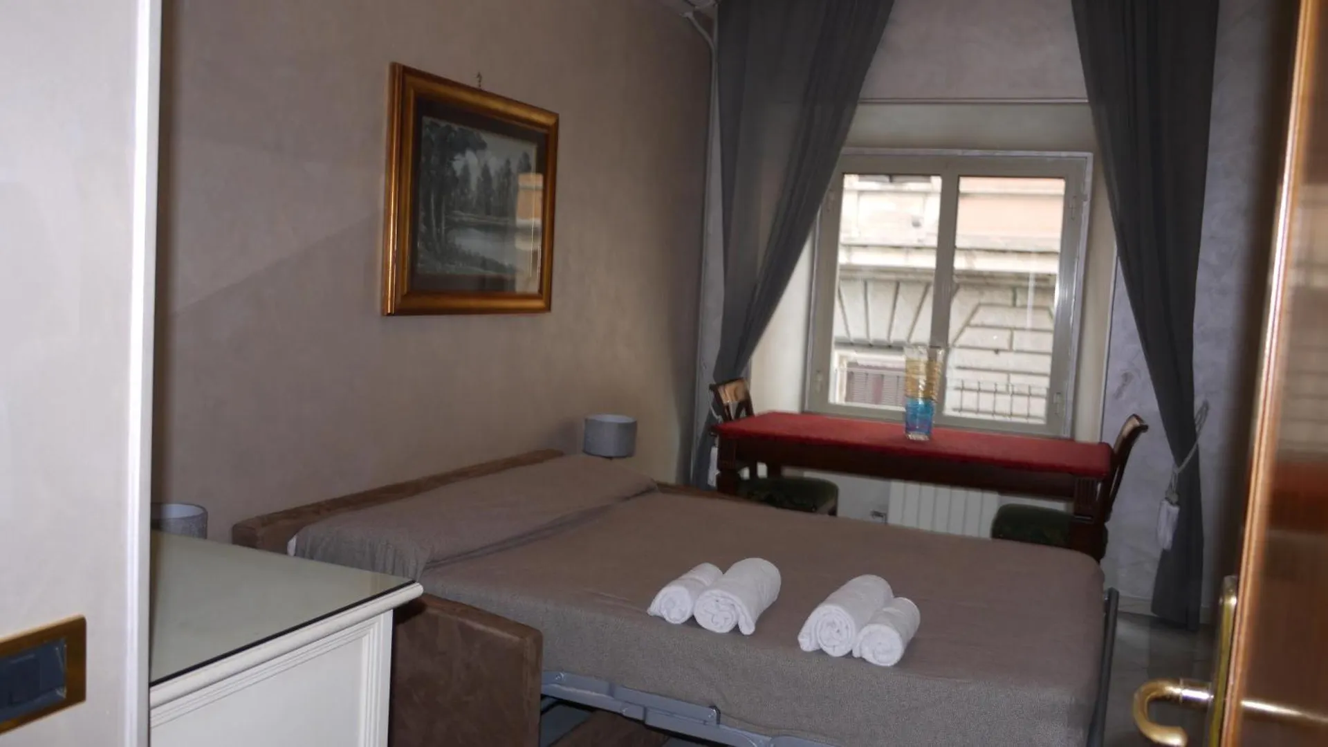 Charming Roma Apartment With 3 Bedrooms